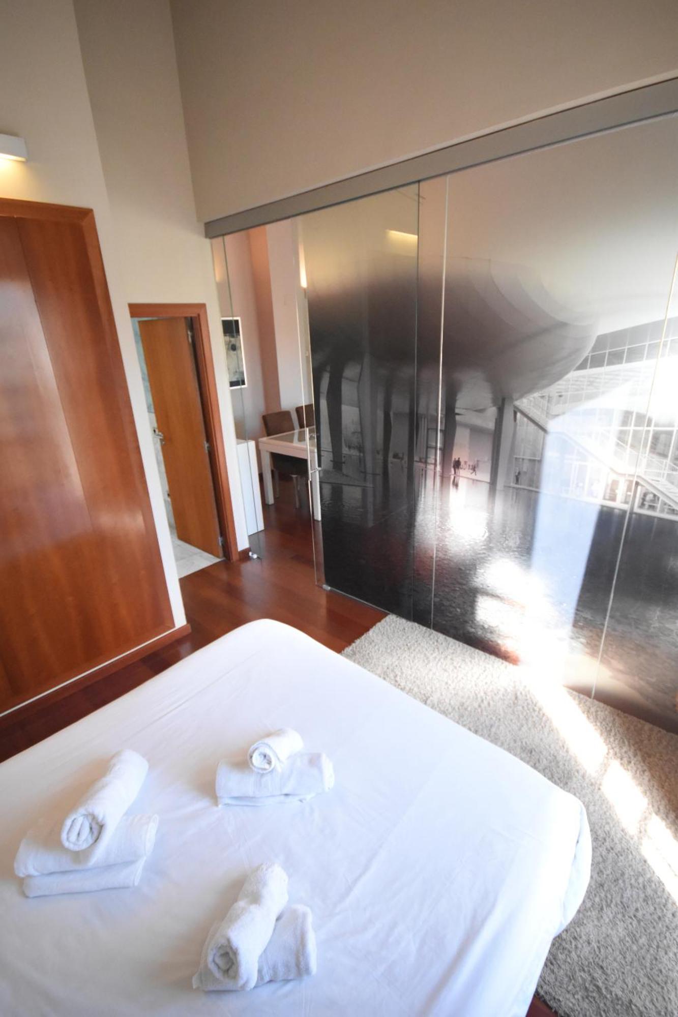 Bello Apartamento En La Plaza Del Tossal バレンシア エクステリア 写真